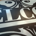 welcome_sign_decal_szabinakorsos_scw_03