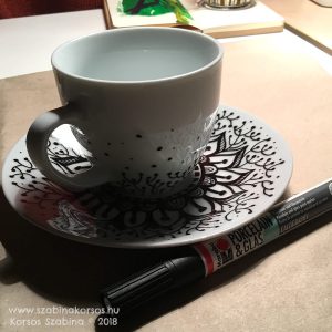 porcelán filctoll bögrére rajzolás írás